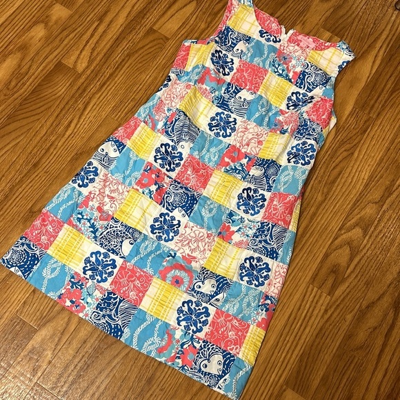 Lily Pulitzer Patchwork Embroidered Shift Dress SZ 4 - Picture 4 of 7